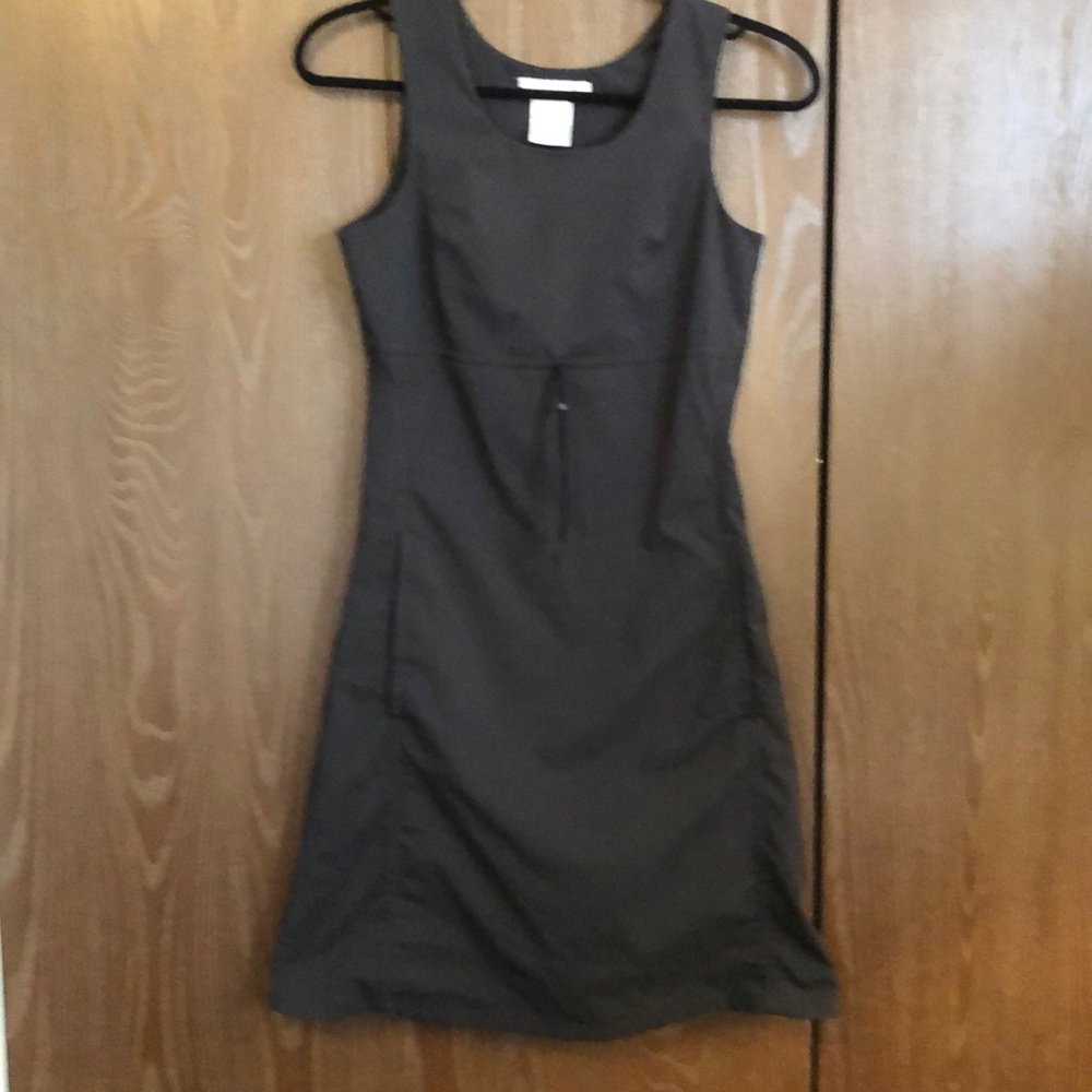 NIKE  XS BLACK SLEEVELESS ATHLETIC COMFY QUALITY DRESS FRONT POCKETS - #322